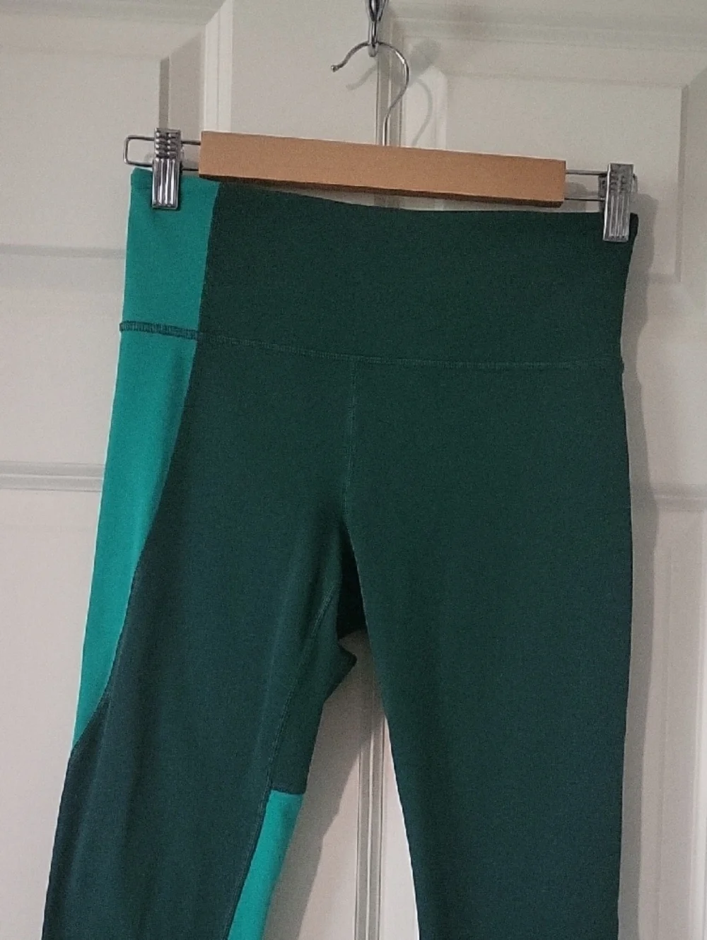 Women’s Athleta High Rise Colorblock Leggings Small Teal Mint Athletic Yoga Pant - Picture 7 of 13